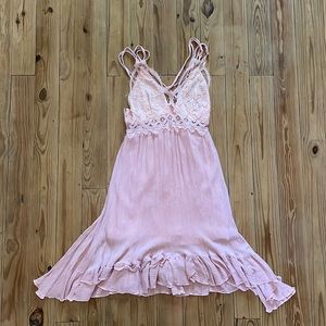 Lace dress with adjustable straps